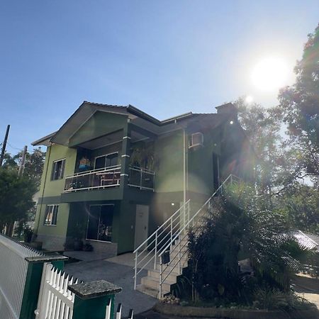פיראטובה Casa Das Bromelias- 2 Quartos Climatizados -Casa Com Quiosque Em Meio A Natureza! מראה חיצוני תמונה