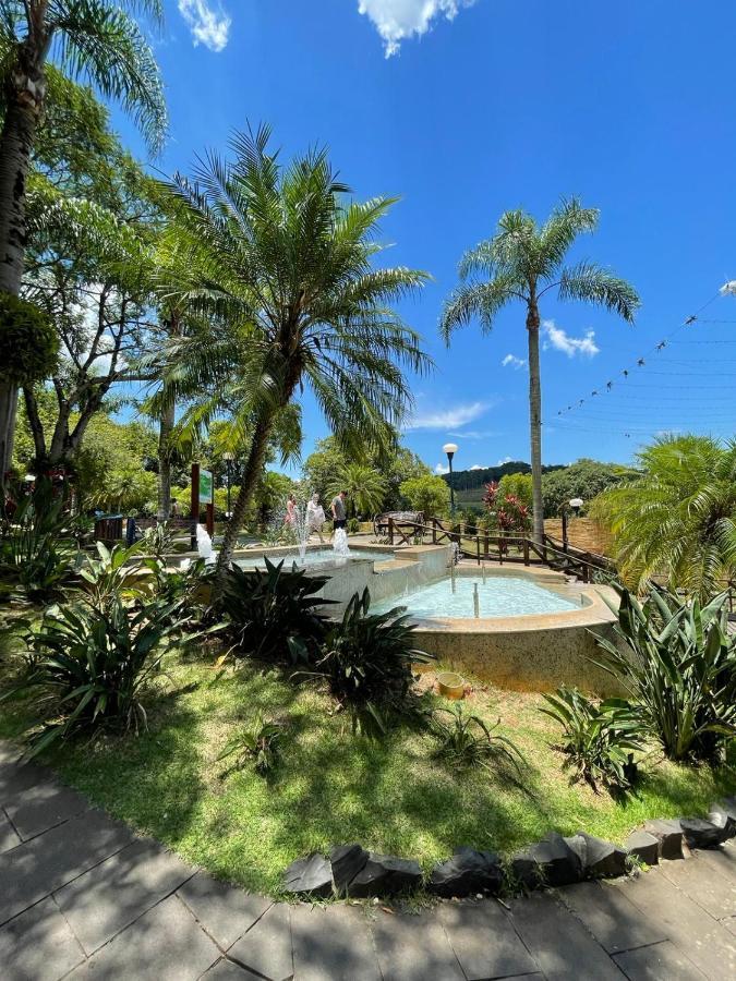 פיראטובה Casa Das Bromelias- 2 Quartos Climatizados -Casa Com Quiosque Em Meio A Natureza! מראה חיצוני תמונה